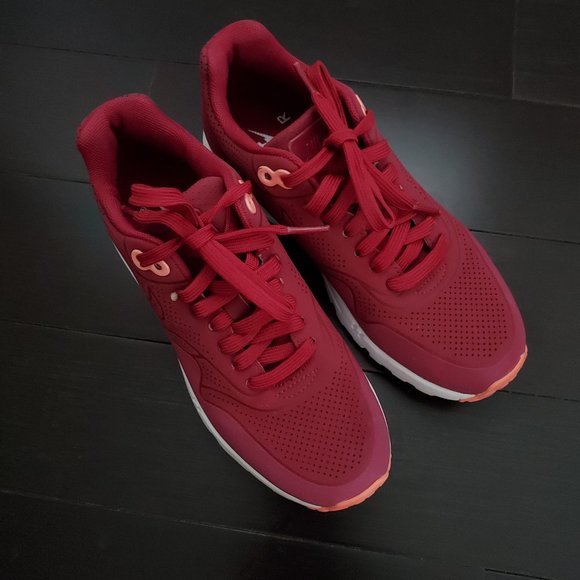 Nike | Woman's 5 | Air Max 1 Ultra Moire - Picture 3 of 5